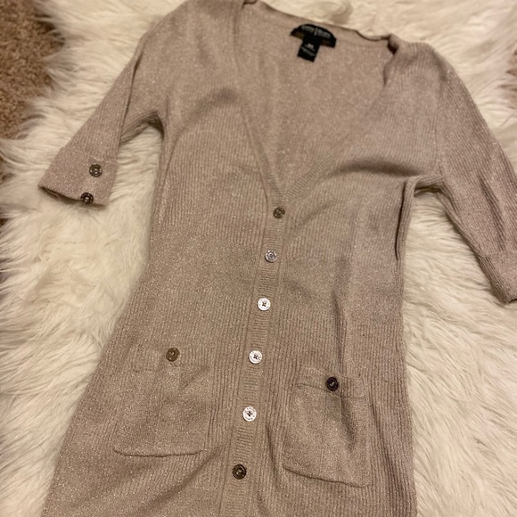 White House Black Market Tops - White House Black Market Cardigan❤️